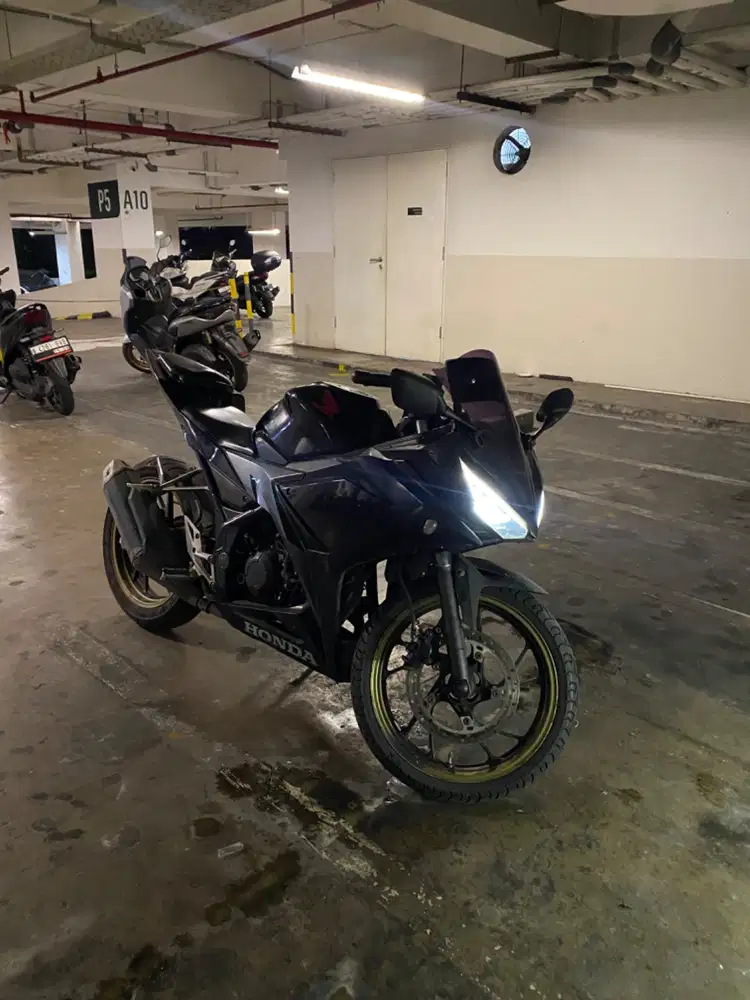 HONDA CBR 150R 2017 SECOND