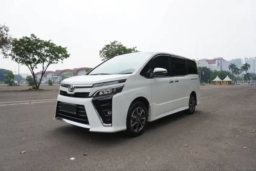 ‼️TDP MINIM 20 JUTA‼️Toyota Voxy 2.0 Bensin AT 2021 2020 , 2019 , 2018