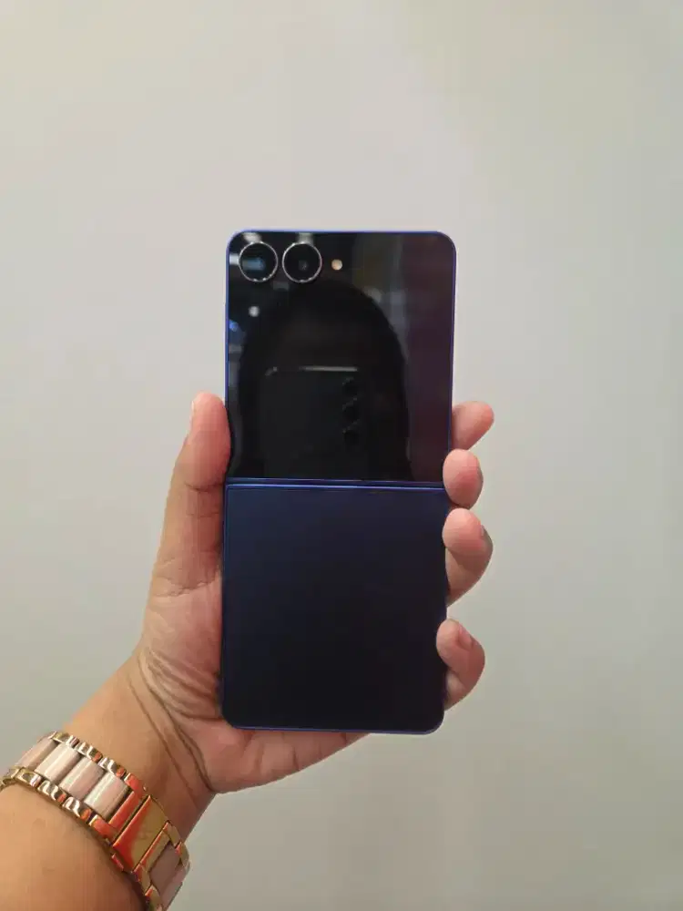 SAMSUNG GALAXY Z FLIP 7 FREE GALAXY FIT3 +TA 25W