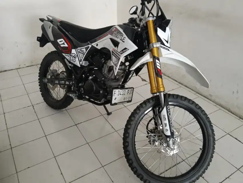 CRF 150 L THN 2023