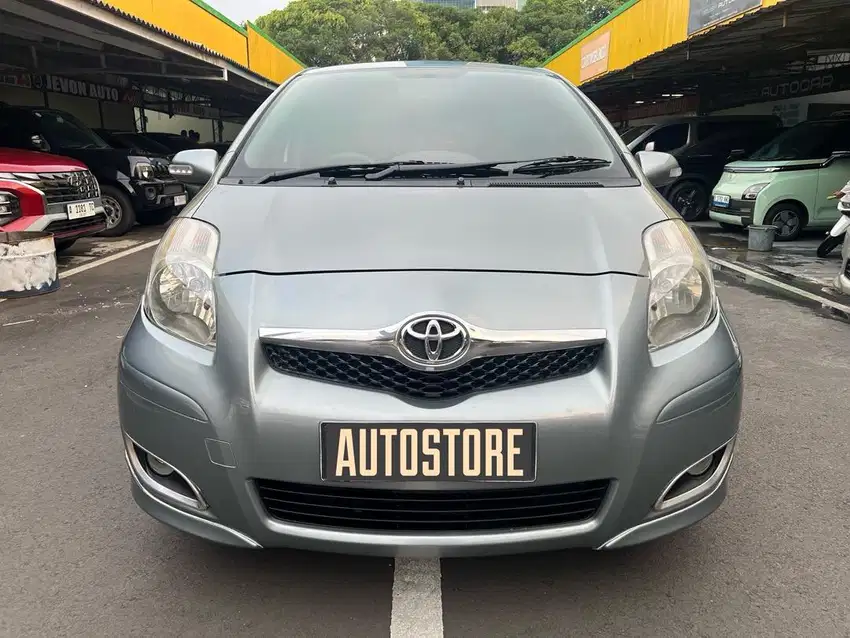 [TDP 10JT] Toyota Yaris E Matic 2011 Silver J S Limited Jazz 2012 2013