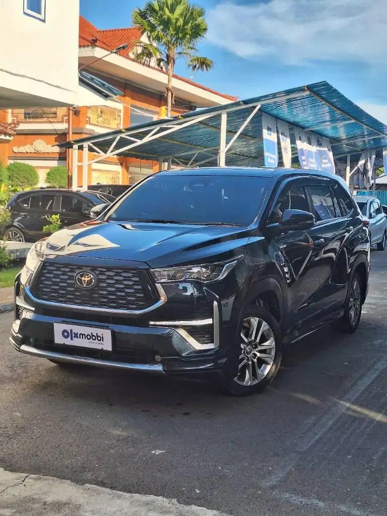Like New- Innova 2.0 Zenix Q HV CVT TSS Modellista RSE Hybrid AT 2023