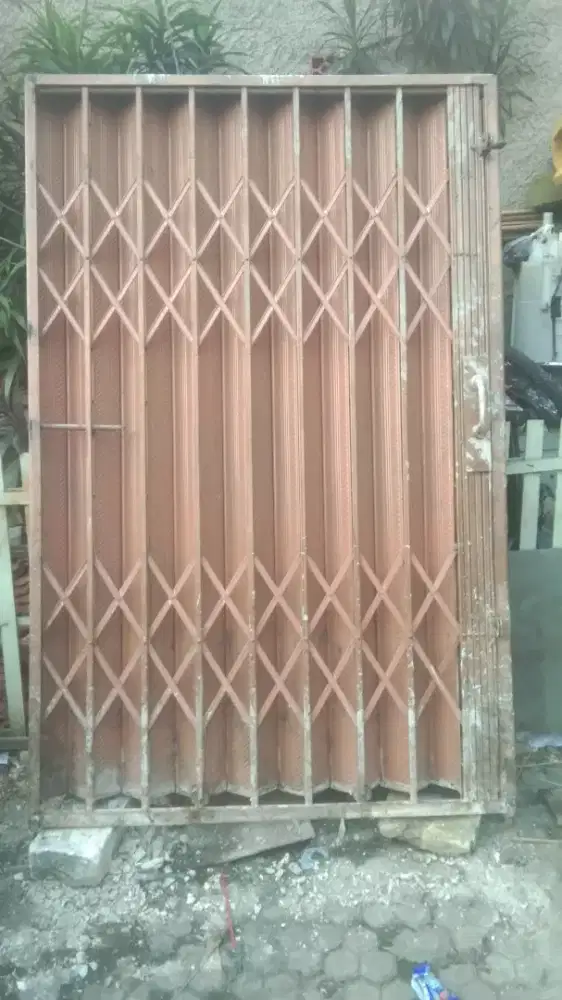 Folding gate bekas mulus, kunci lengkap