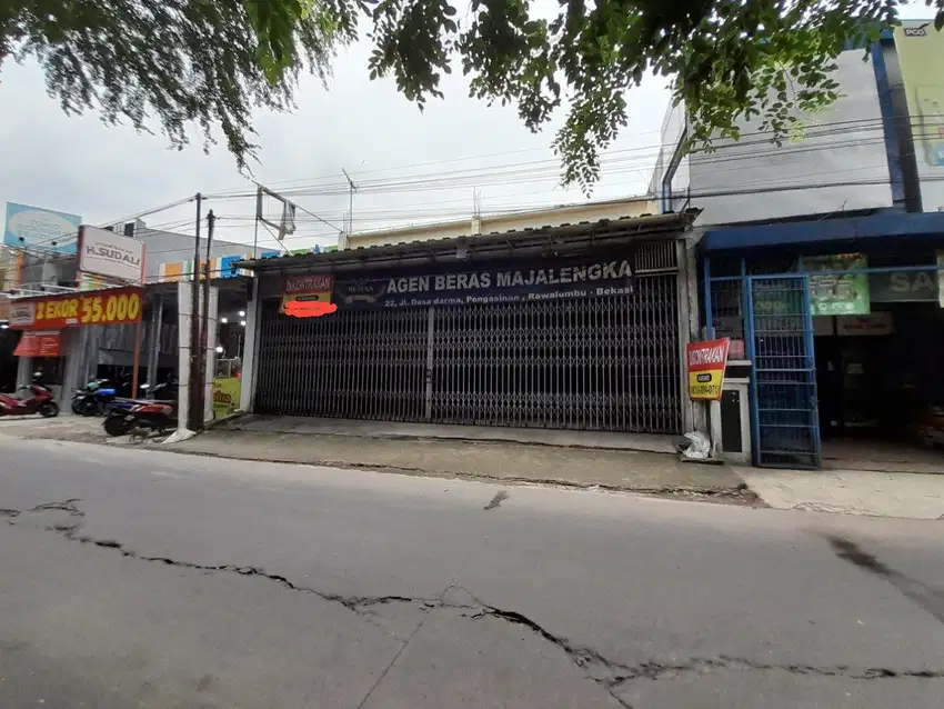 Ruko lebar dan luas lokasi strategis cocok usaha apa saja. Rawalumbu