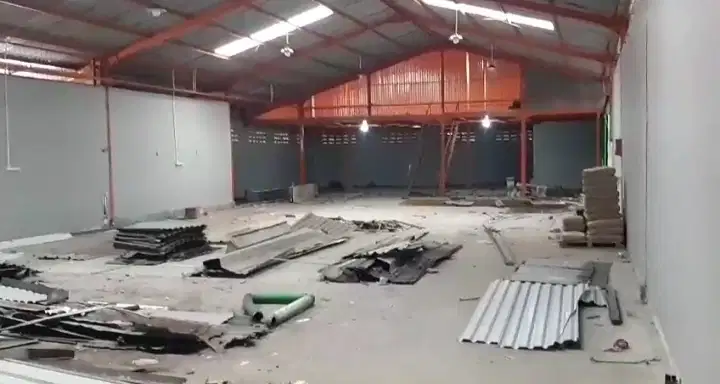 DIJUAL/DISEWAKAN GUDANG JL. KAMPUNG DUKUH CIKUPA. TANGERANG