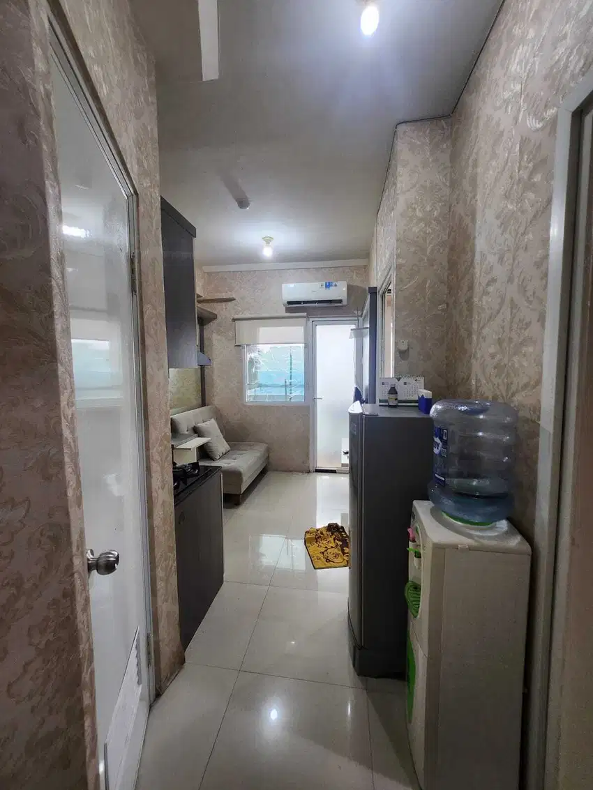 DISEWAKAN TERMURAH 2 KAMAR APARTEMEN GREEN PRAMUKA SCARLET MALL JAKPUS