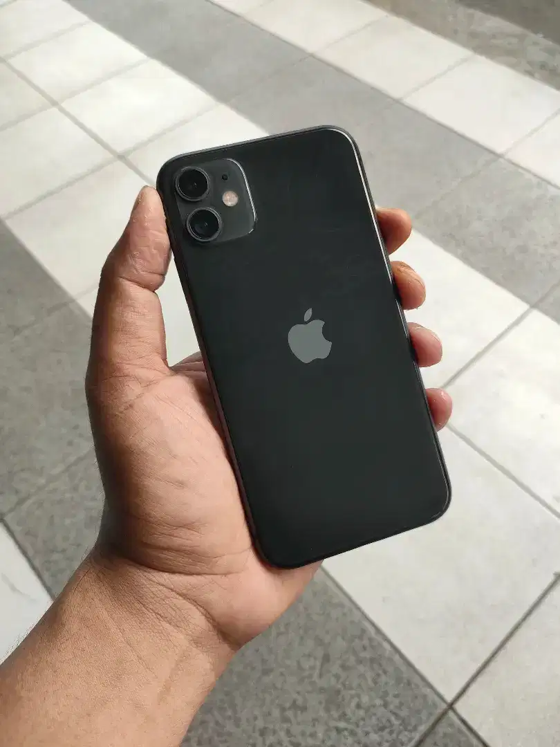 Iphone 11 64gb ex inter wifi only fullset mulus