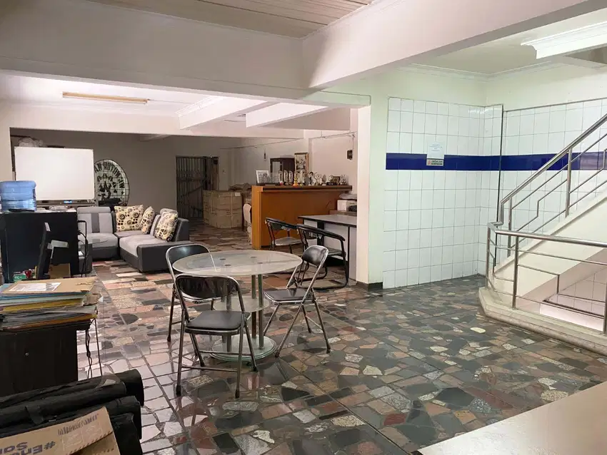 Di jual Ruko Tempat Usaha Lokasi Strategis Mainroad Pungkur, Ciateul