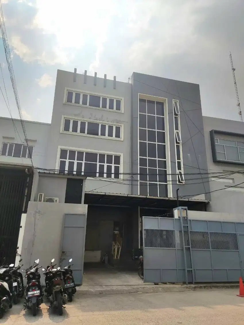 Gudang PIK Muara Karang Pluit Jakarta Utara Deket Bandara Soekarno