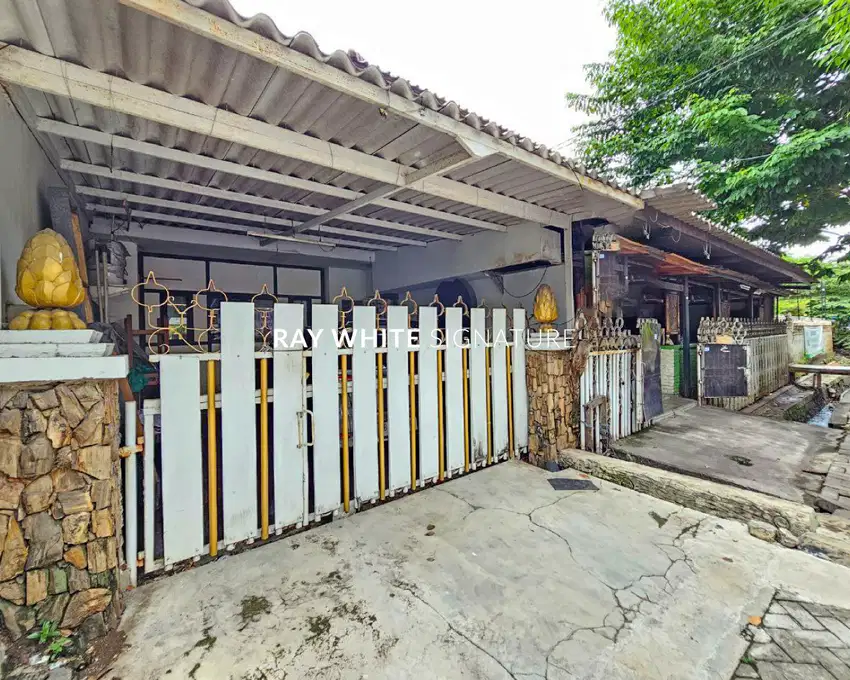 Rumah Zona Komersil di Jl. Abdullah Syafei Gudang Peluru