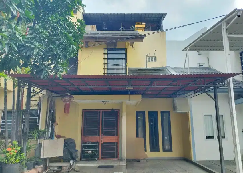 Dijual rumah 2,5 lt di cluster Modernland. Tangerang