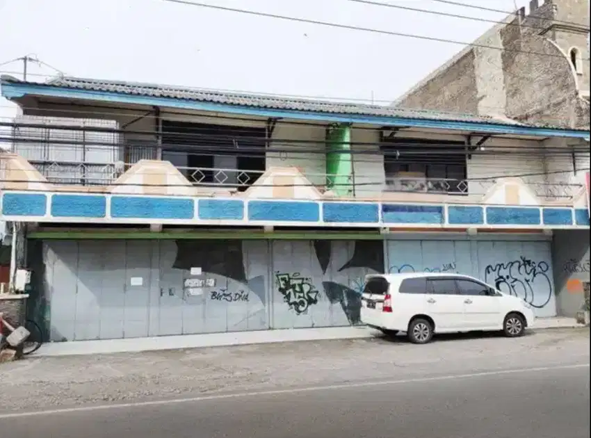 Ruko dan gudang 2 lt strategis pinggir jl raya