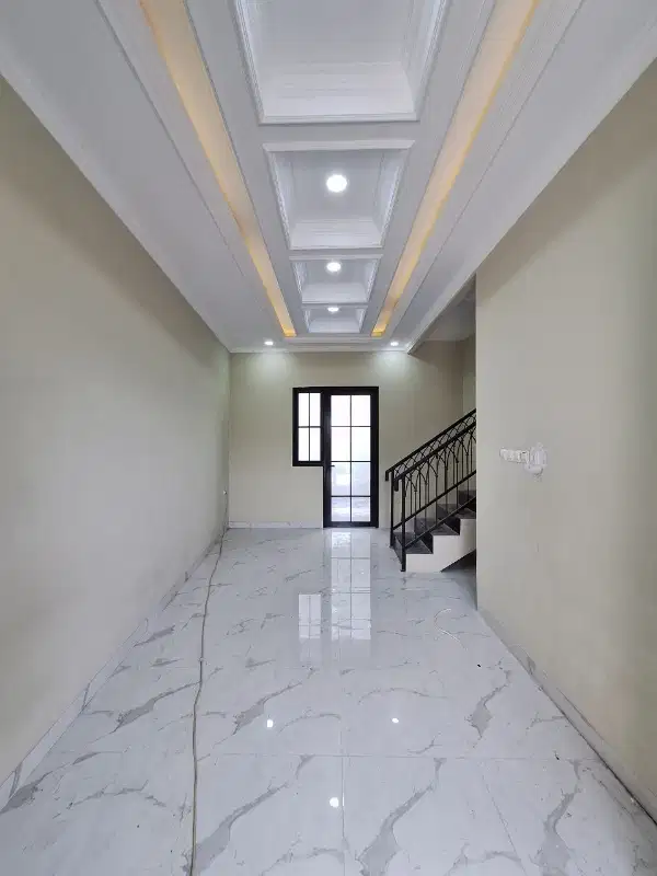 Dijual Rumah Mewah 2 Lantai Dekat Mal Pesona Square