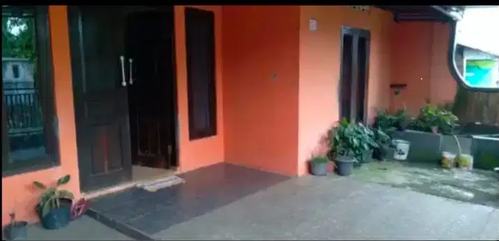 DIJUAL RUMAH SIAPHUNI 3 KAMAR TIDUR BAGUS SEJUK CINANGNENG BOGOR BO128