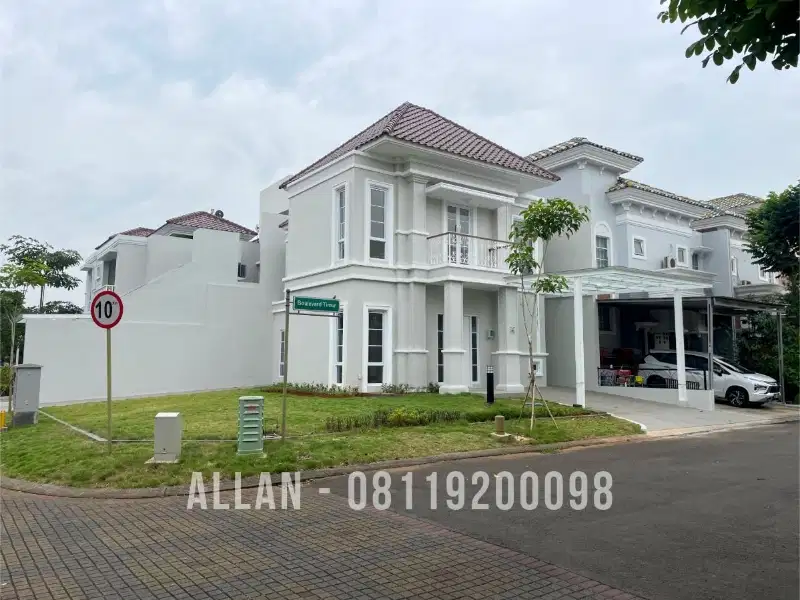 Dijual rumah hoek 300m2 cluster Alicante Gading Serpong BSD