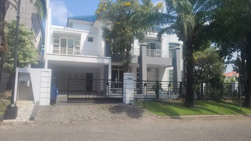 PARK AVENUE DIAN ISTANA RUMAH MEWAH ROW JALAN SUPER LEBAR 4 MOBIL