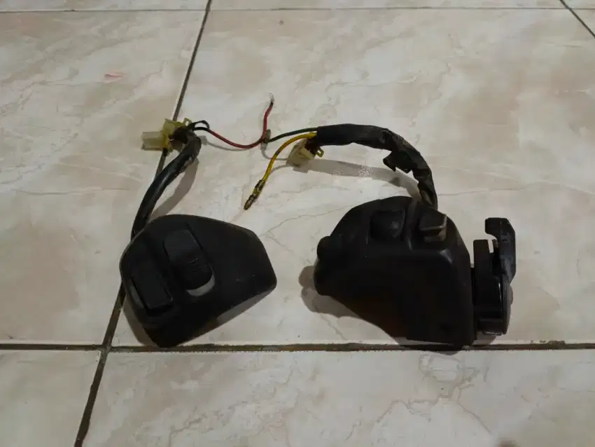 Saklar lampu kiri kanan original copotan mio smile