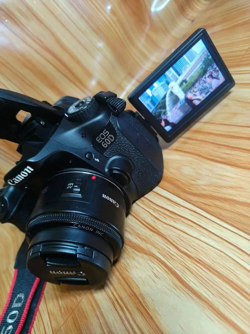 JUAL SEMUA ALAT KONTEN CANON 60D dan Lensa Pic 50Stm