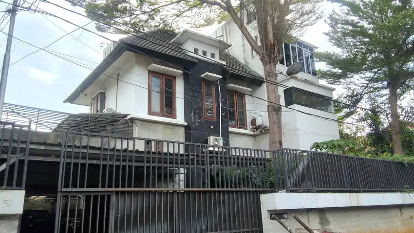 Rumah Hoek Pulo Gadung Jl Kayu Mas 431m² hadap Timur Selatan