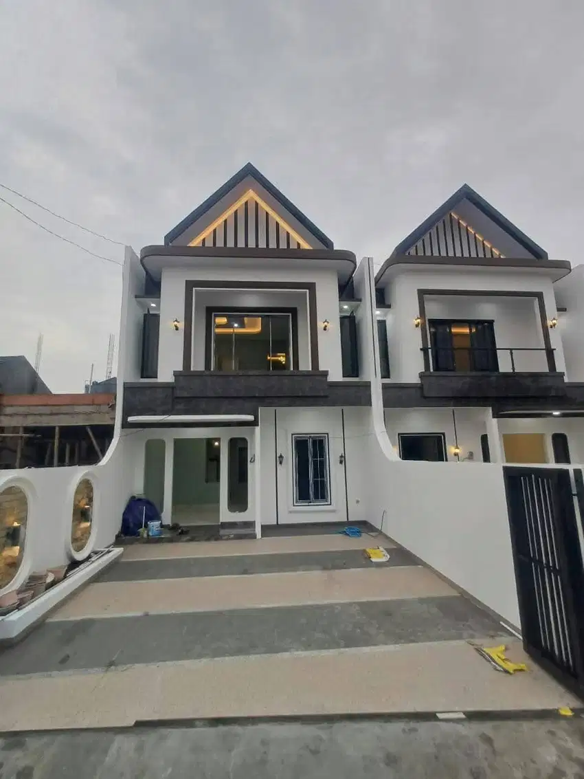 RUMAH MEWAH DI JAGAKARSA JAKARTA SELATAN