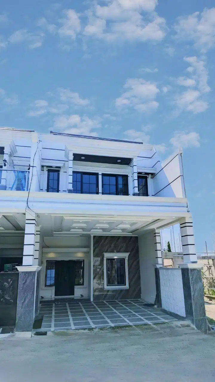 Rumah Mewah 2 Lantai Cipayung Depok Ada Taman Bermain Strategis