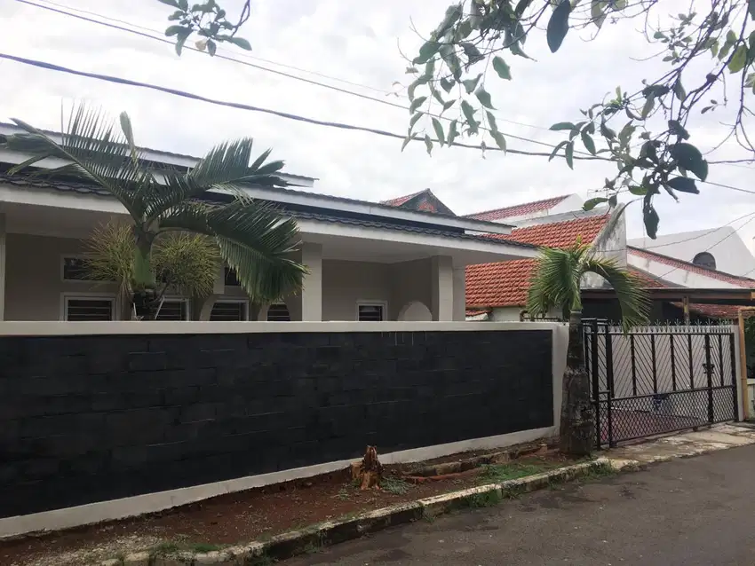 Rumah Mewah Di Witana Harja Country Estate Pamulang