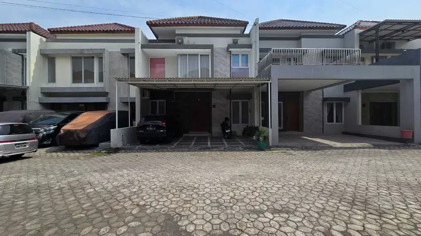 Rumah Bagus Minimalis Dekat Solo Baru