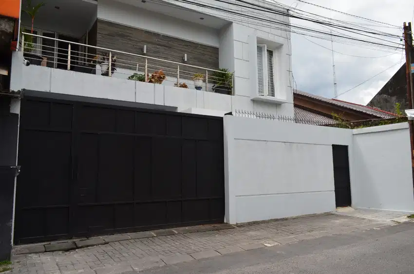 Rumah Kost Exclusive Di Demangan Baru Dekat Kampus UGM & AMPLAZ