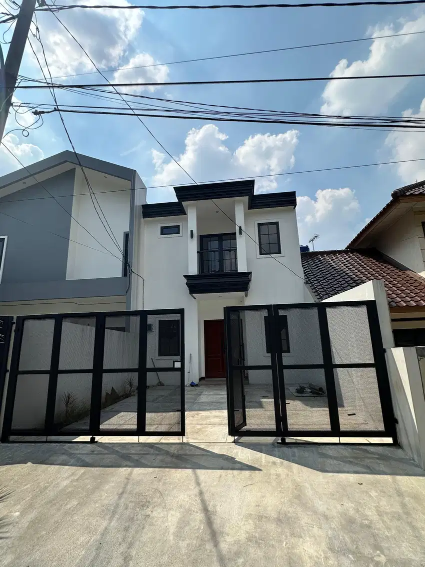 Dijual Rumah Cantik 2 lantai Cinere, Depok