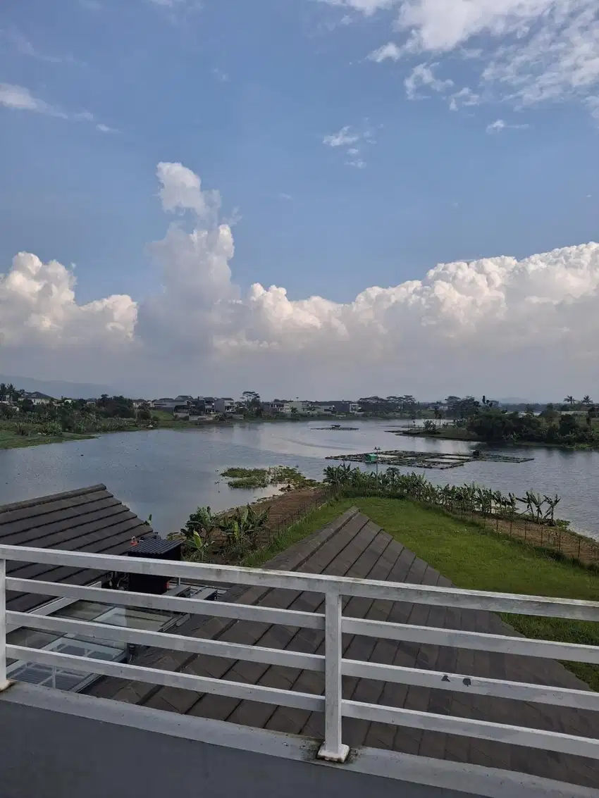 Rumah View Danau Furnished KBP Kota Baru Parahyangan Tatar Kumalasinta