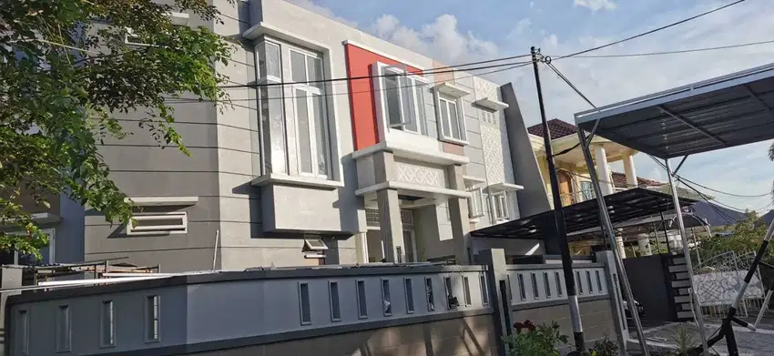 Dijual Rumah Mewah 2 Lt siap huni di Griya Permata, Cipondoh