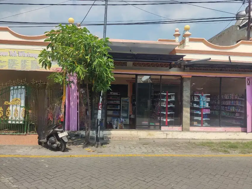 Rumah dan tempat usaha (toko) Pongangan Indah dekat Gresik Town Square