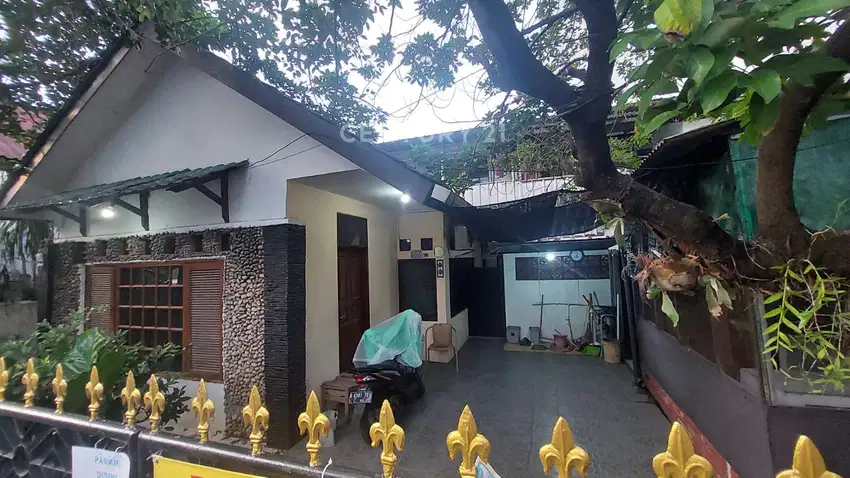 Rumah Tinggal 2 Lantai Dekat Perkantoran Di Rawamangun NS0151