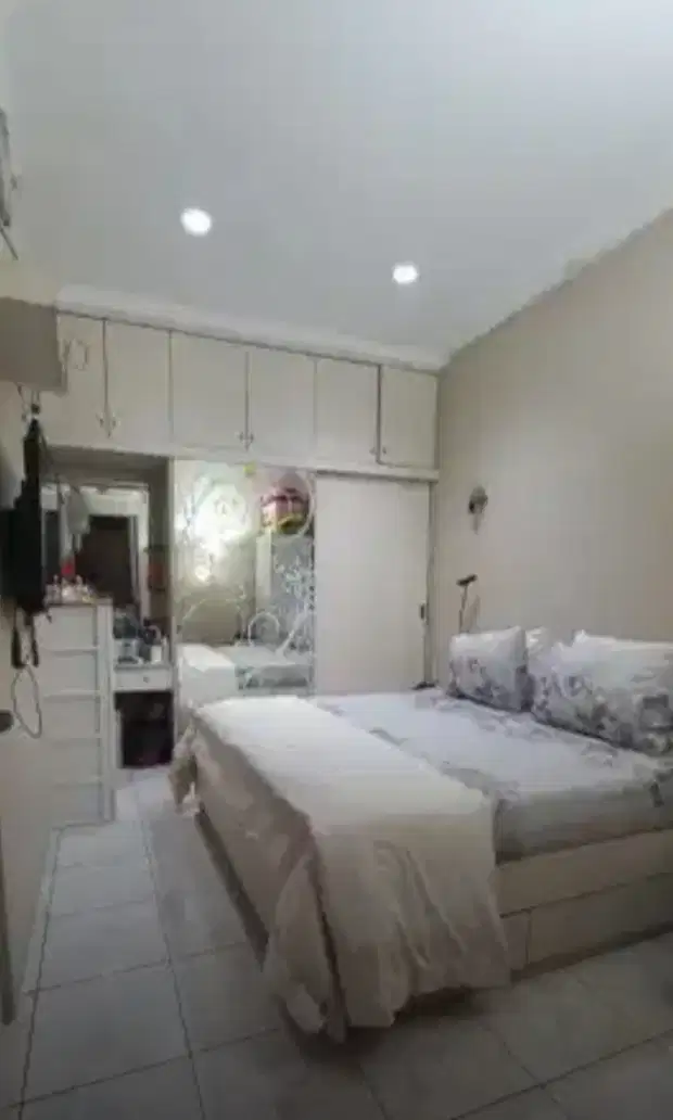 A331 Jual Rumah Ready Bagus Murah di Komplek Elite Daan Mogot Baru