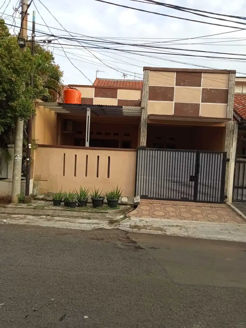 Dijual Rumah Minimalis Siap Huni di Cluster taman sari Harapan Indah 2