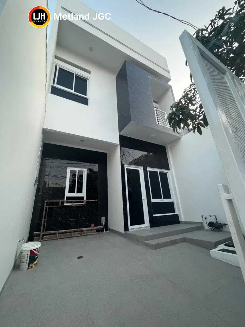 Rumah Siap Huni 2.5 Lantai di Janur Asri, Kelapa Gading