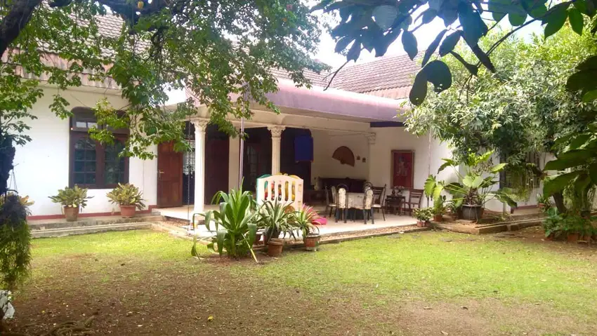 Rumah Mewah Cipinang Muara Luas 1833m2 4KT SHM Semi Furnished