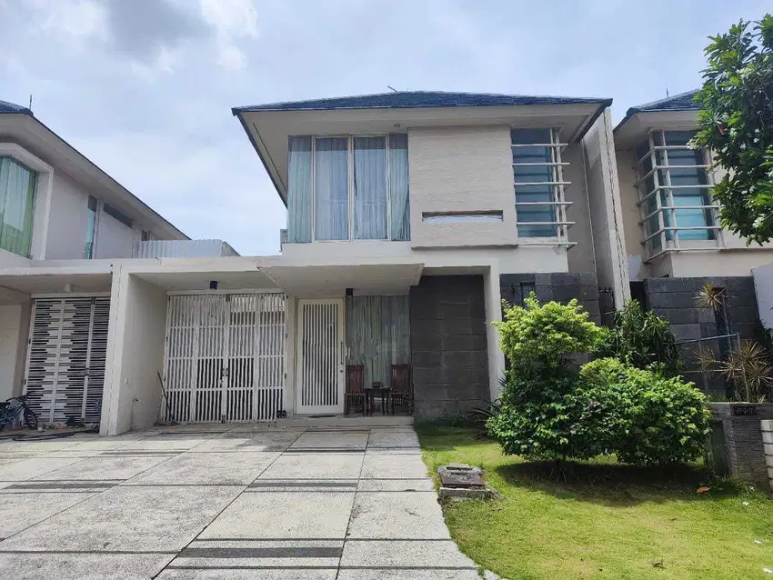 Disewakan rumah siap huni pakuwon indah the mansion