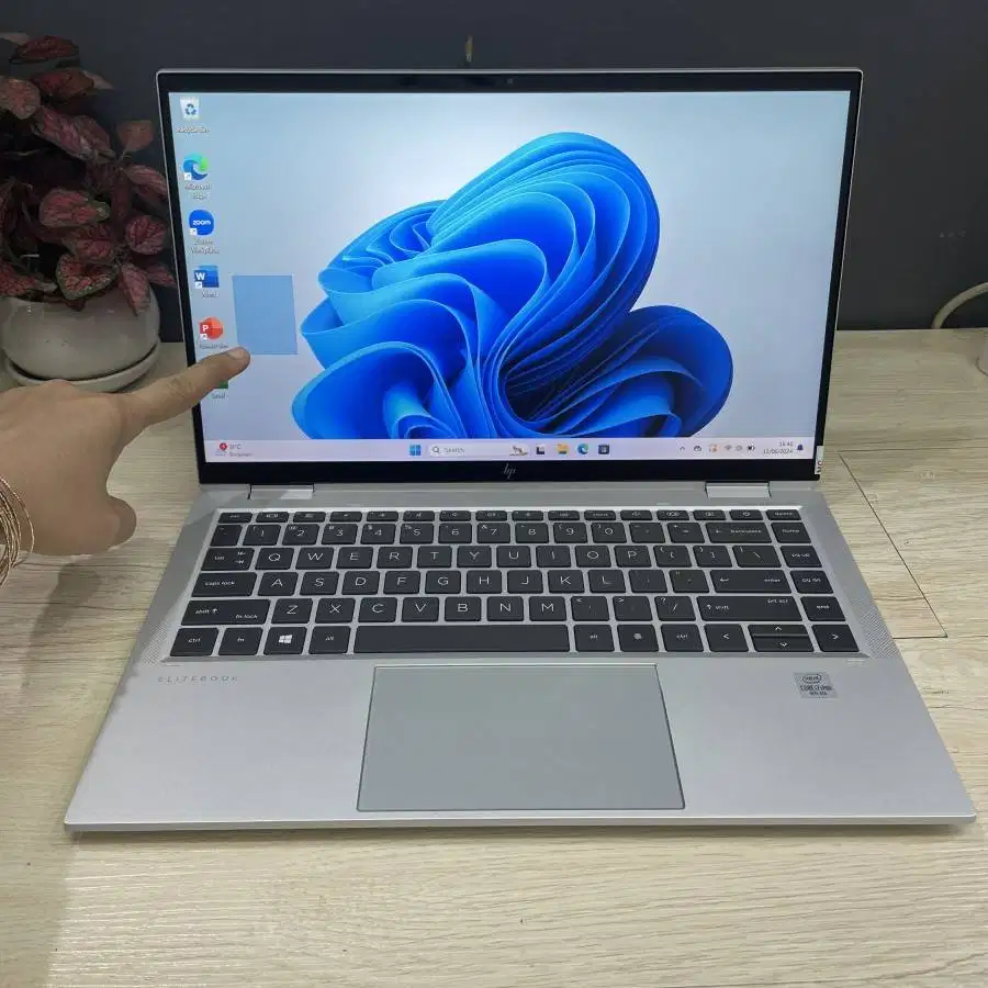 LAPTOP HP ELITEBOOK X360 1030 CORE i5 GEN 8, RAM 16 NVME 256GB D-ET