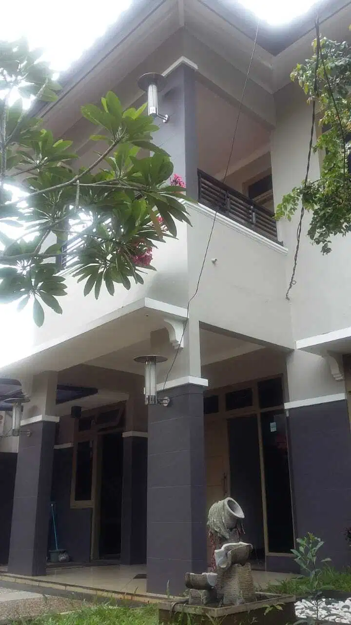Disewakan Rumah 2 Lantai di Rancho Indah Tanjung Barat