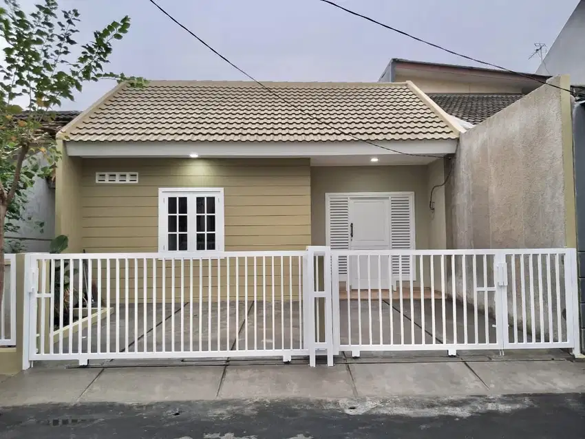 Dijual rumah Cantik siap huni di Griya Loka Sektor 1.4 BSD