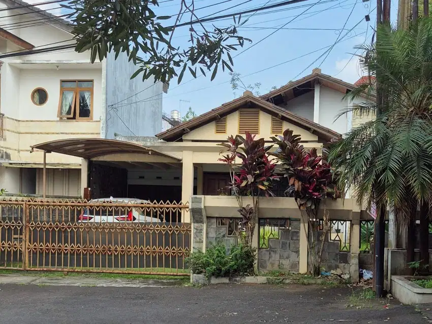 Rumah murah hitung tanah di daerah setrasari kulon kota Bandung