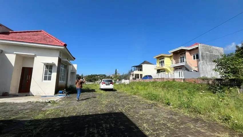 VILA AURORA RICH DEKAT KE WISATA JATIM PARK