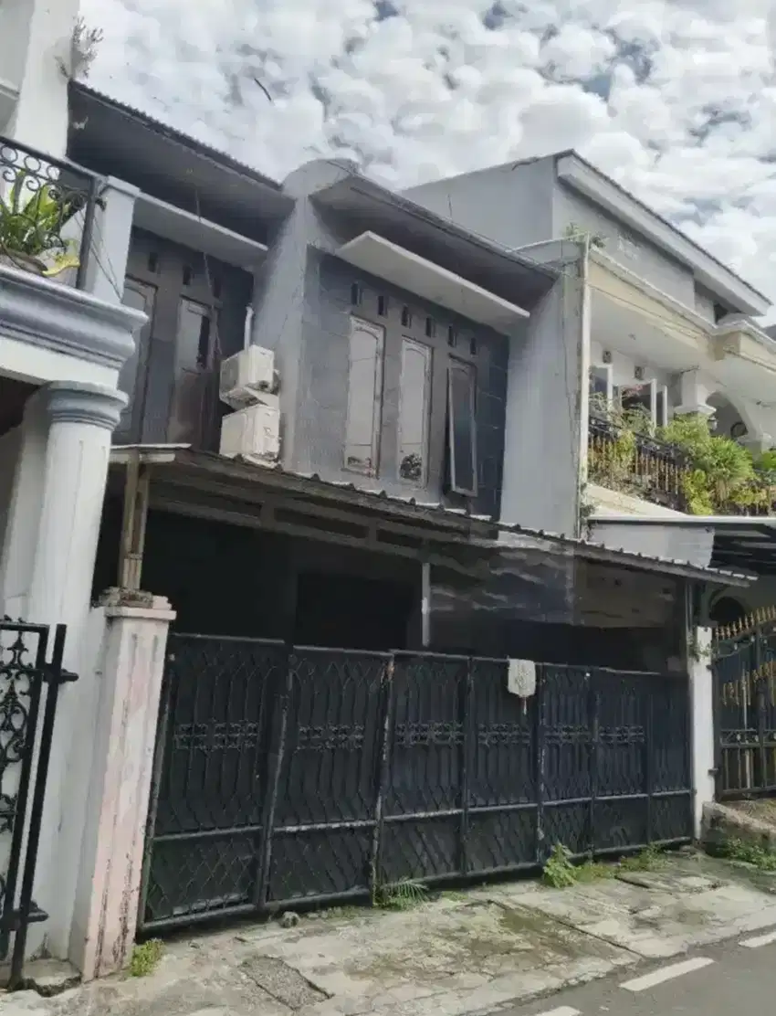Rumah Minimalis LT 100 Meter di Taman Malaka Pondok Kelapa