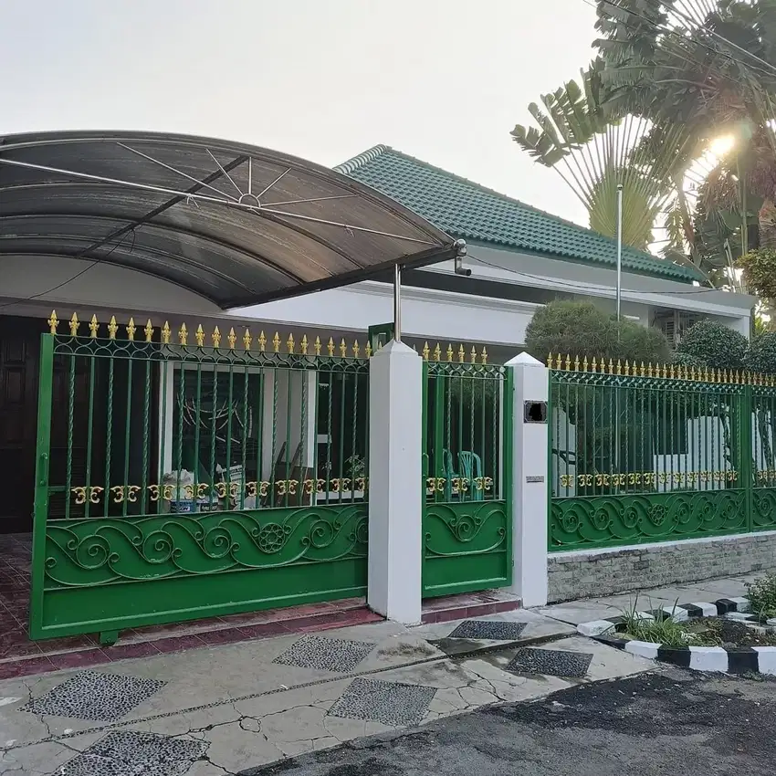 Disewakan Rumah Darmo Baru Barat