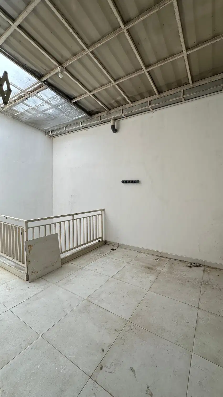 Dijual Rumah di Menagio Granada Paramount