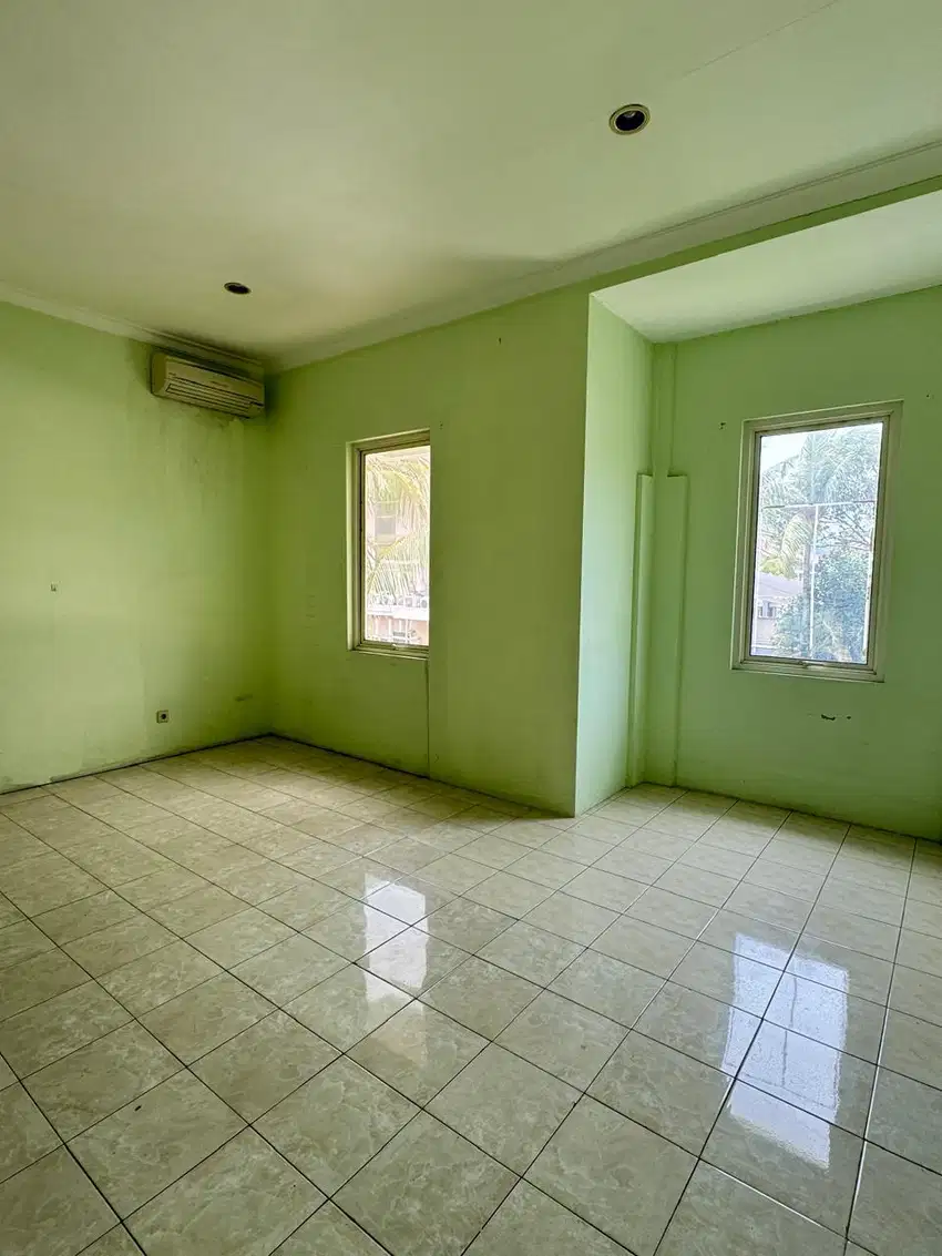 DIJUAL RUMAH BAGUS 2 LANTAI DI GRISENDA