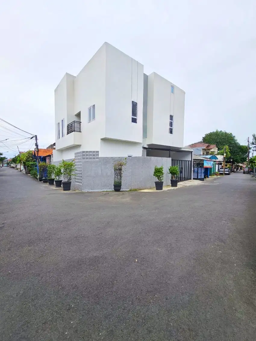 Rumah Tebet Dijual. UNIT BARU, Akses 2 Mobil - NEGO sd DEAL