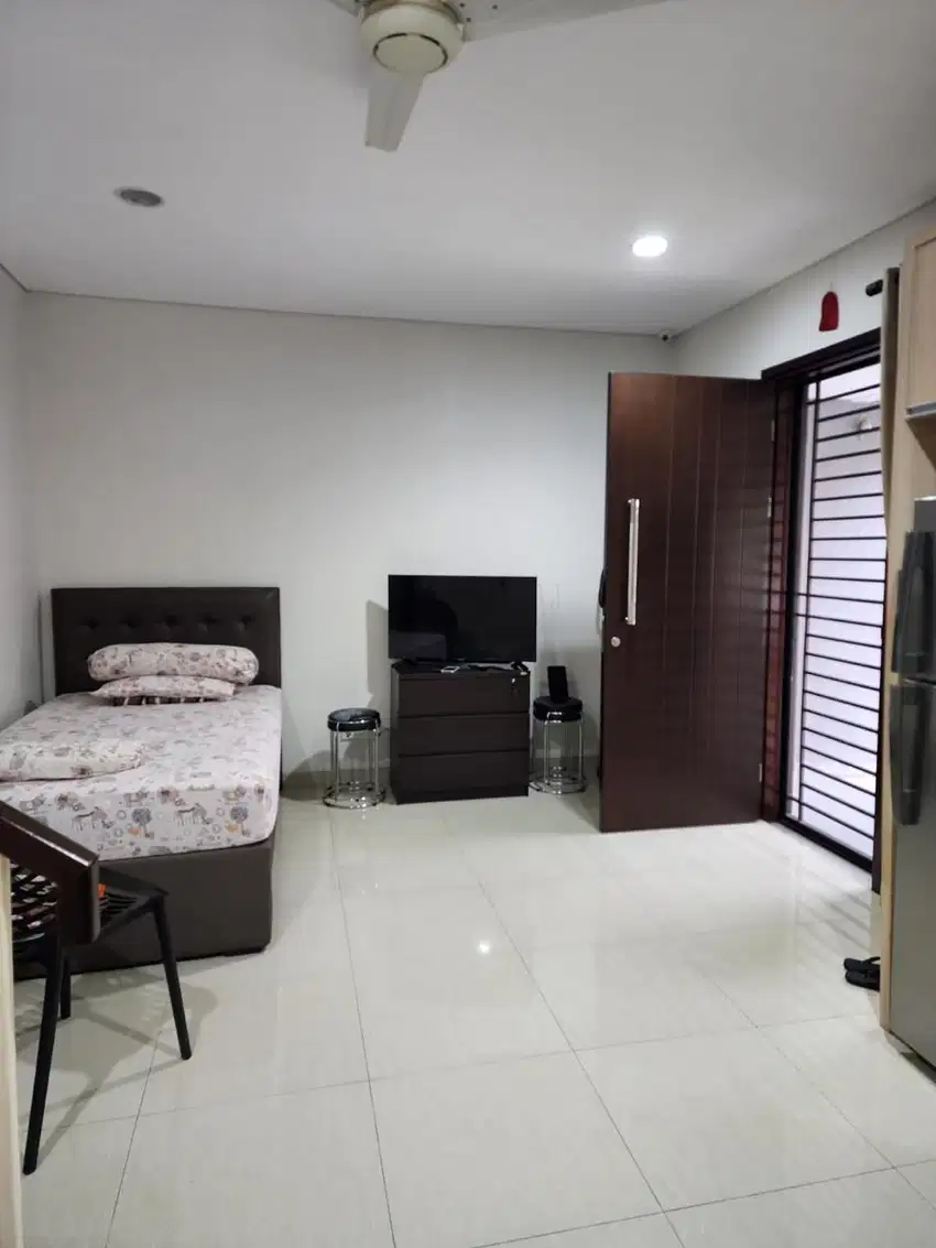 RUMAH MINIMALIS 2 LANTAI THE MOZIA BSD