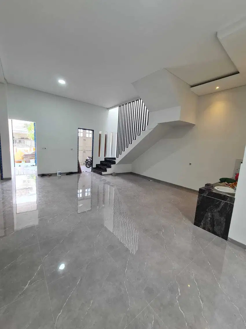 JUAL RUMAH BARU MODERN MINIMALIS MANYAR